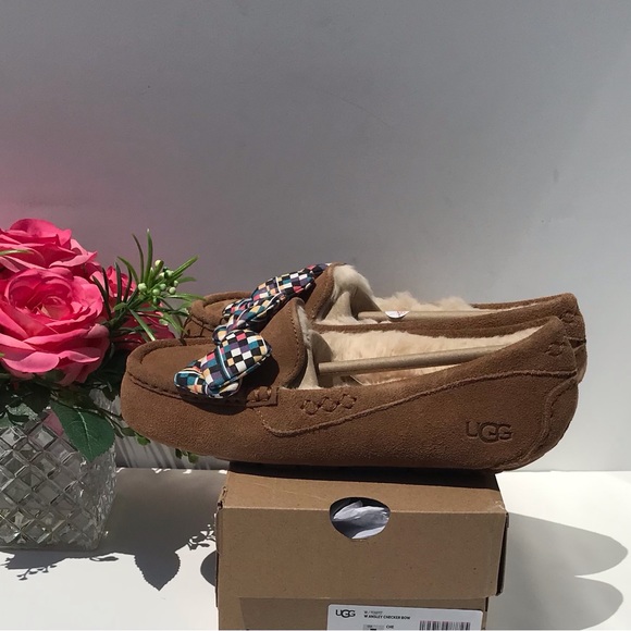 UGG Ansley Checker Bow - Picture 6 of 8